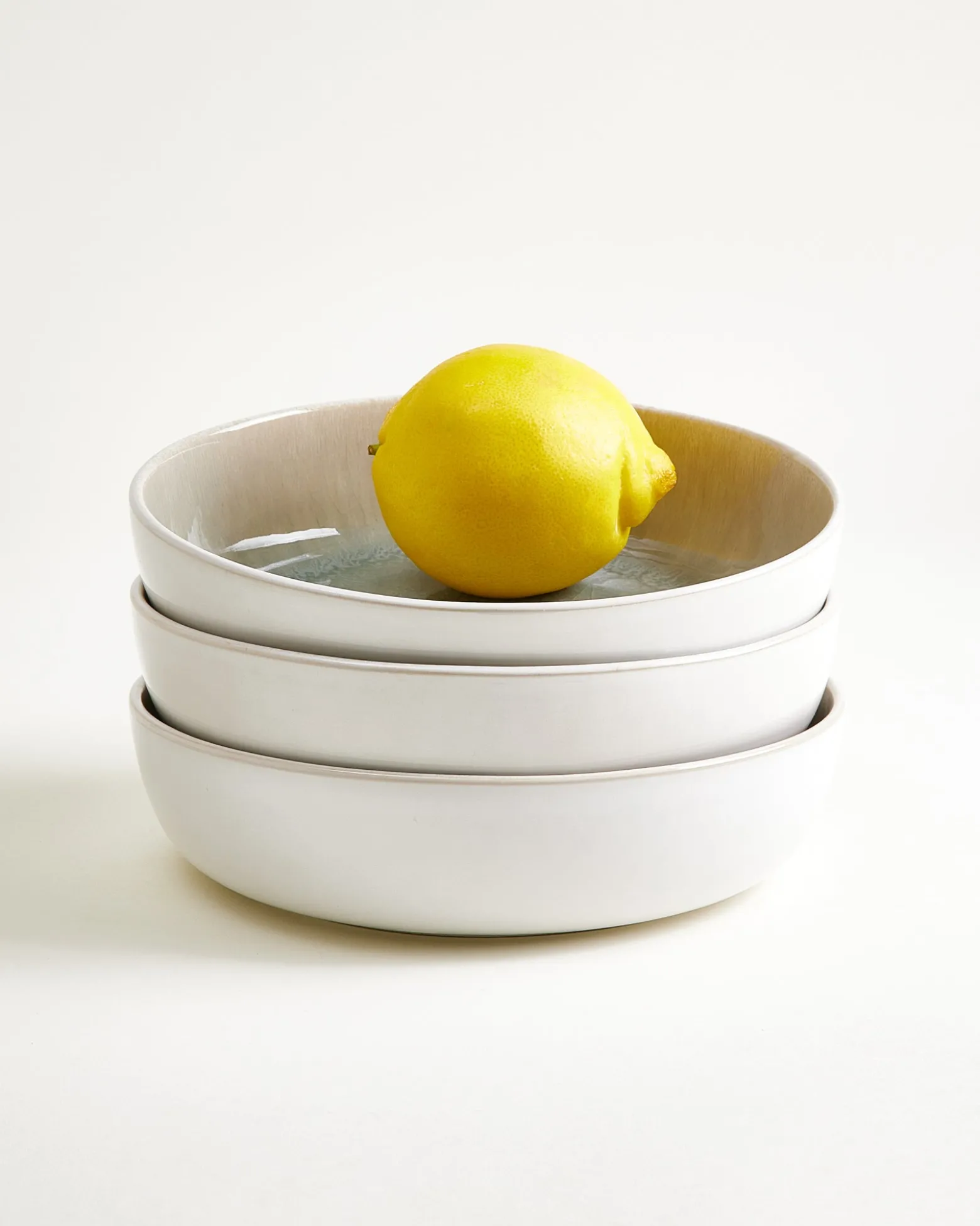Areia - Pasta plate modern gray