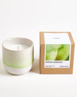Coimbra - scented candle “Green Harmony” pastel green