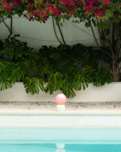 Lumo - Glass lamp pink light green
