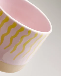 Nódoa Tasse groß gestreift rosa gelb