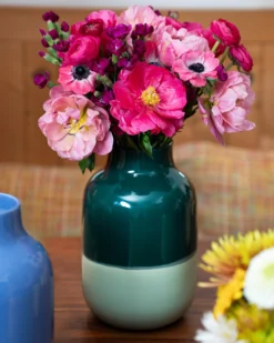 Nuno - Vase L dark sage green