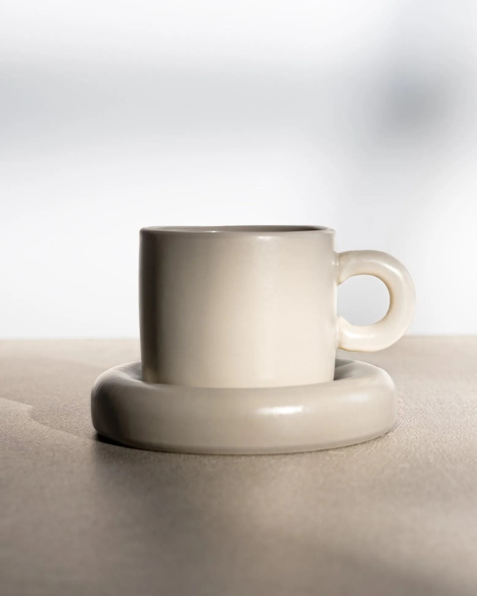Seia mug & saucer sand