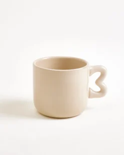 Seia mug with heart & saucer sand