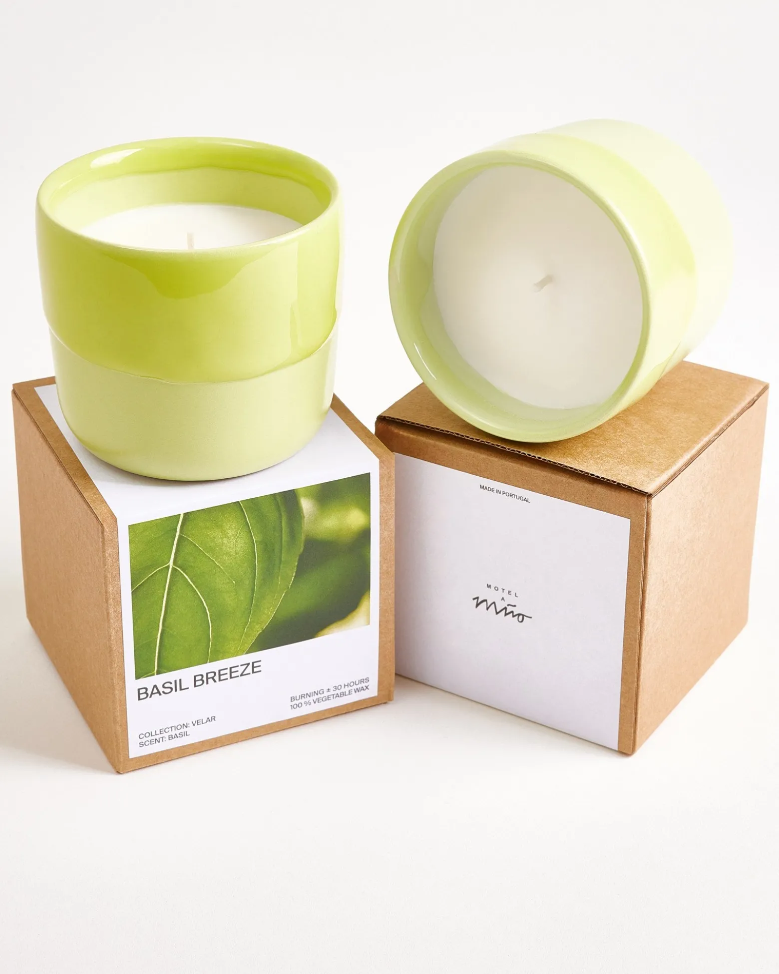Velar - scented candle "Basil Breeze" lime